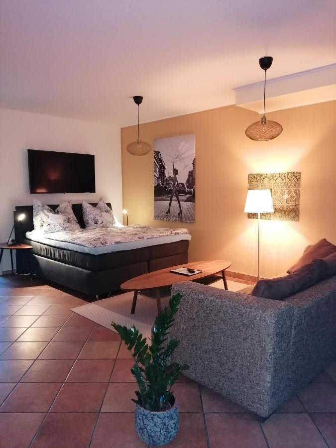 Ferienwohnung Schuhmann Mit Wintergarten Und Garten Therme Aquapulco Und Ikuna Erlebnispark, Zoo Schmiding 20 Min Mit Auto Entfernt Ab 3 Naechte Buchbar Hinzenbach Екстериор снимка