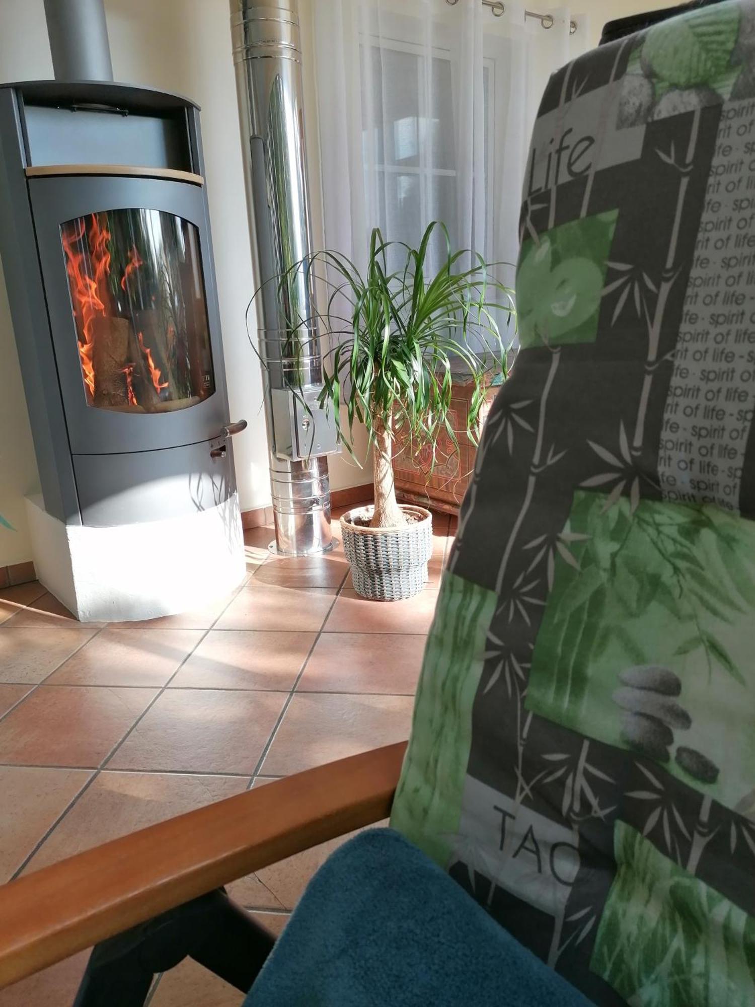 Ferienwohnung Schuhmann Mit Wintergarten Und Garten Therme Aquapulco Und Ikuna Erlebnispark, Zoo Schmiding 20 Min Mit Auto Entfernt Ab 3 Naechte Buchbar Hinzenbach Екстериор снимка
